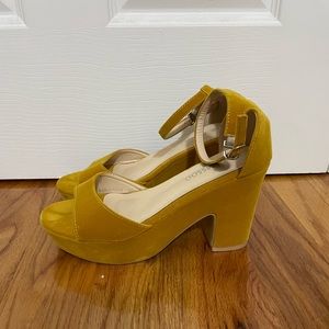 Mustard 70s inspired Clogs